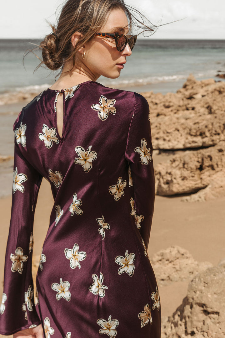 Monument Dress Merlot Lillies