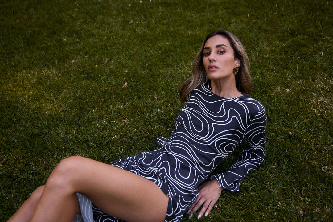 MONUMENT DRESS BLACK SWIRL