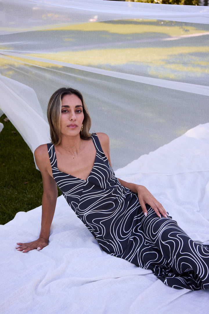 CRUMPET DRESS BLACK SWIRL