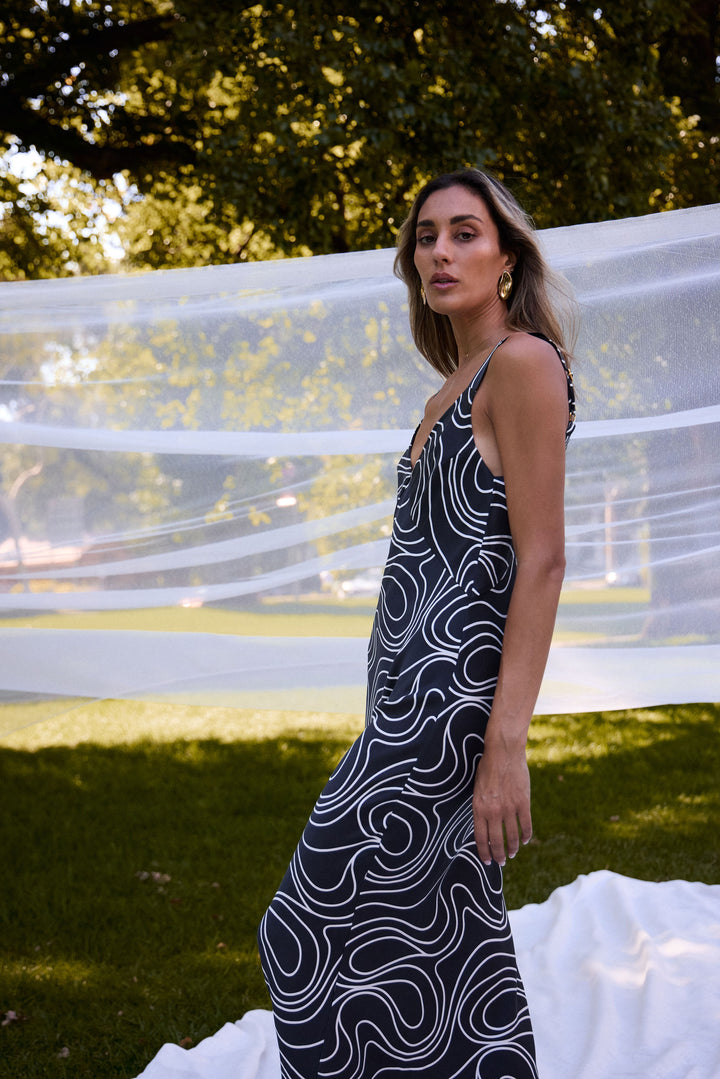 CRUMPET DRESS BLACK SWIRL