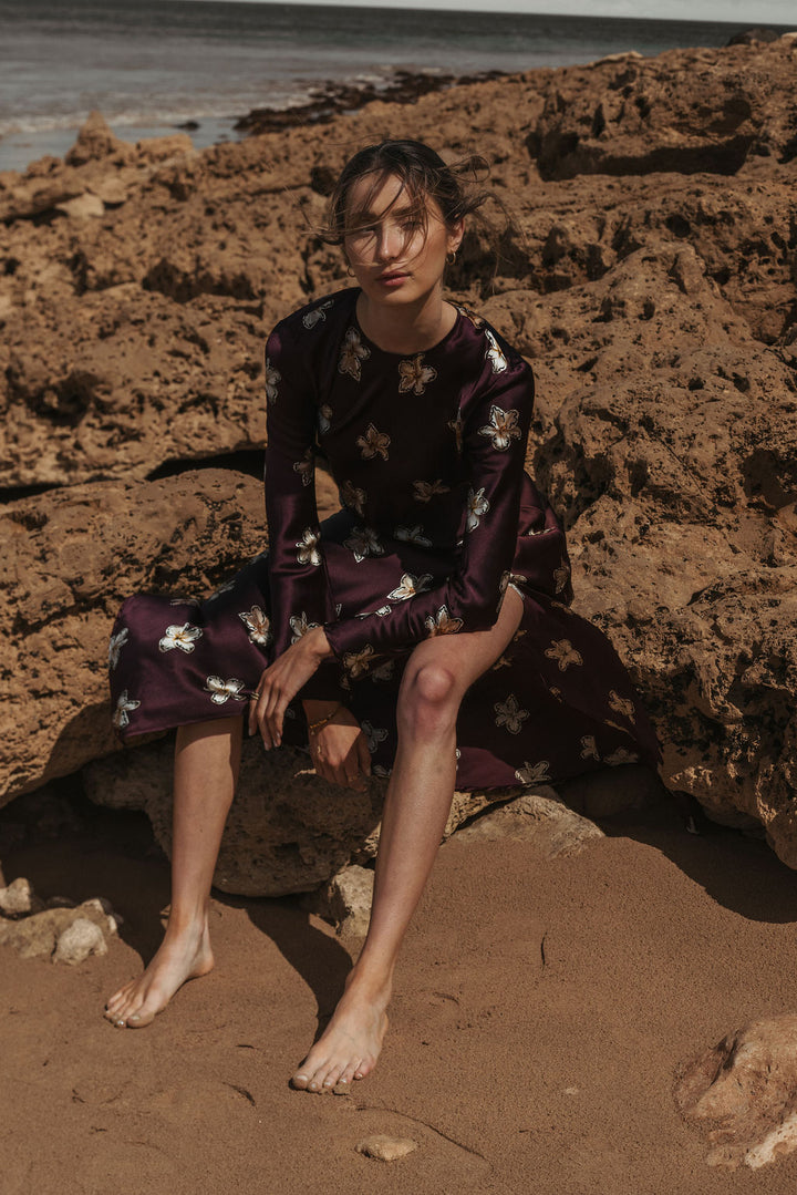 Monument Dress Merlot Lillies