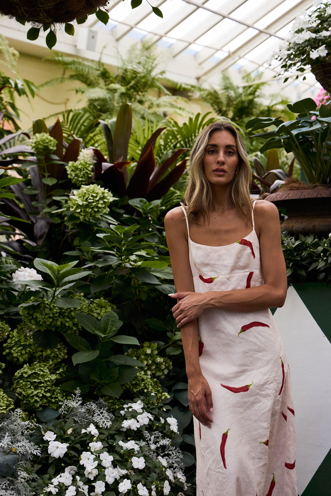COTTAGE POINT DRESS CHILLI PRINT